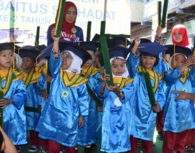 TKIT Baitus Syahadat Wisuda 42 Peserta Didik